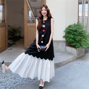 立体花朵背心裙套装女2025夏季新款独特漂亮白色A字半身裙两件套图片