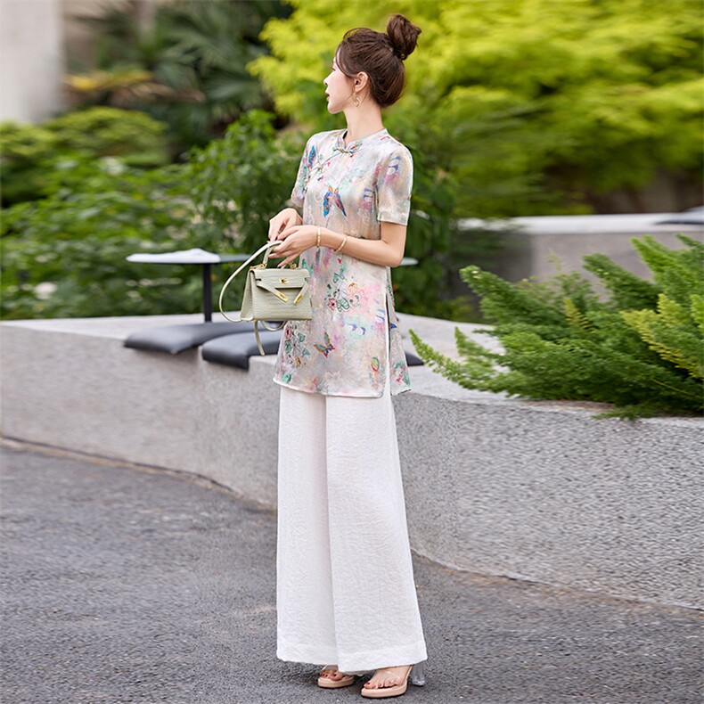 新中式盘扣改良旗袍上衣女2026夏新款超好看气质蝴蝶印花短袖衬衫,女装套装/套裙,美沁