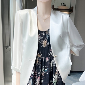 一粒扣西装外套高级感气质七分袖修身白西服女显瘦小个子外套上衣图片