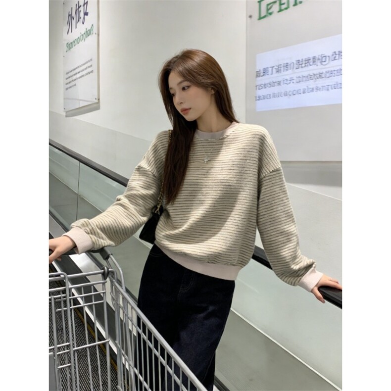 宽松慵懒松弛感条纹无帽圆领卫衣女冬季2026新款小个子超好看上衣图片