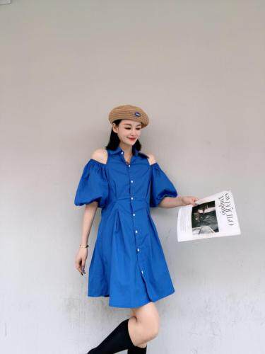 韩版漏肩泡泡袖连衣裙，女装连衣裙，玩美