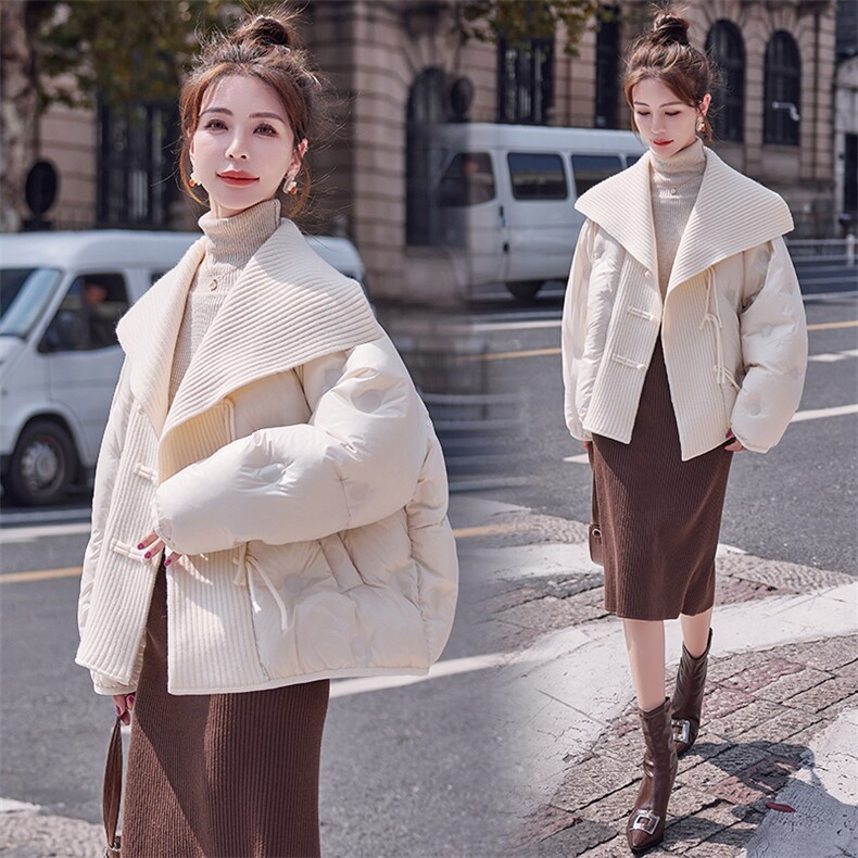 现货BAO织拼接大翻领羽绒服女2023冬季新款盘扣95白鸭绒外套,女装羽绒服,仟媚宠