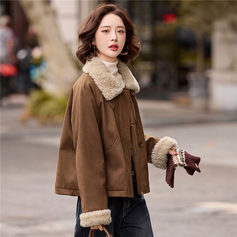 派克羽绒服女短款2025冬季洋气翻领领袢小个子毛绒拼接白鸭绒外套,女装羽绒服,冬木谷雨