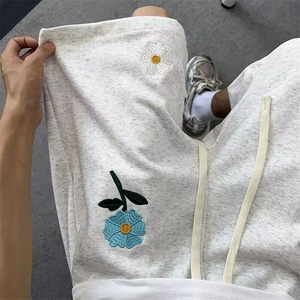 小花刺绣休闲短裤男夏季潮牌设计感宽松薄款速干篮球运动五分裤子图片