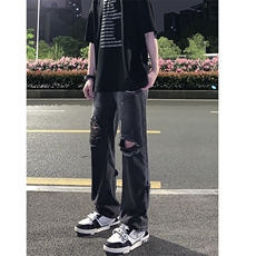 黑色