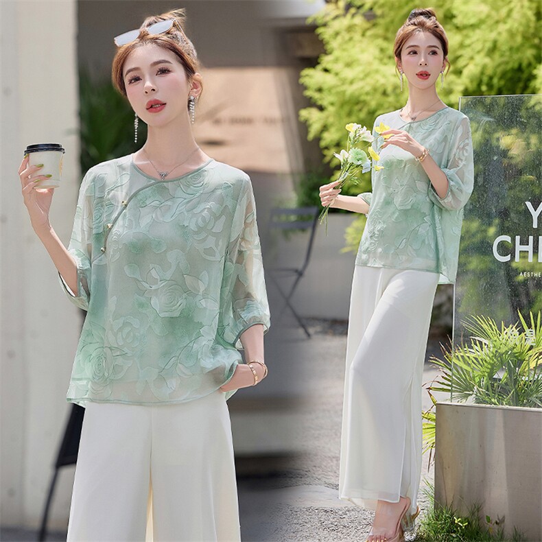 新中式上衣女2025夏季新款中袖国风高端印花遮肉年轻大码薄款衬衫，女装衬衫，妃曼