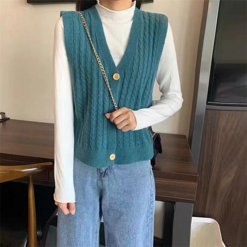 针织马甲背心女开衫短款2021秋季宽松v领复古麻花无袖外搭毛衣潮,女装马甲,潮品会