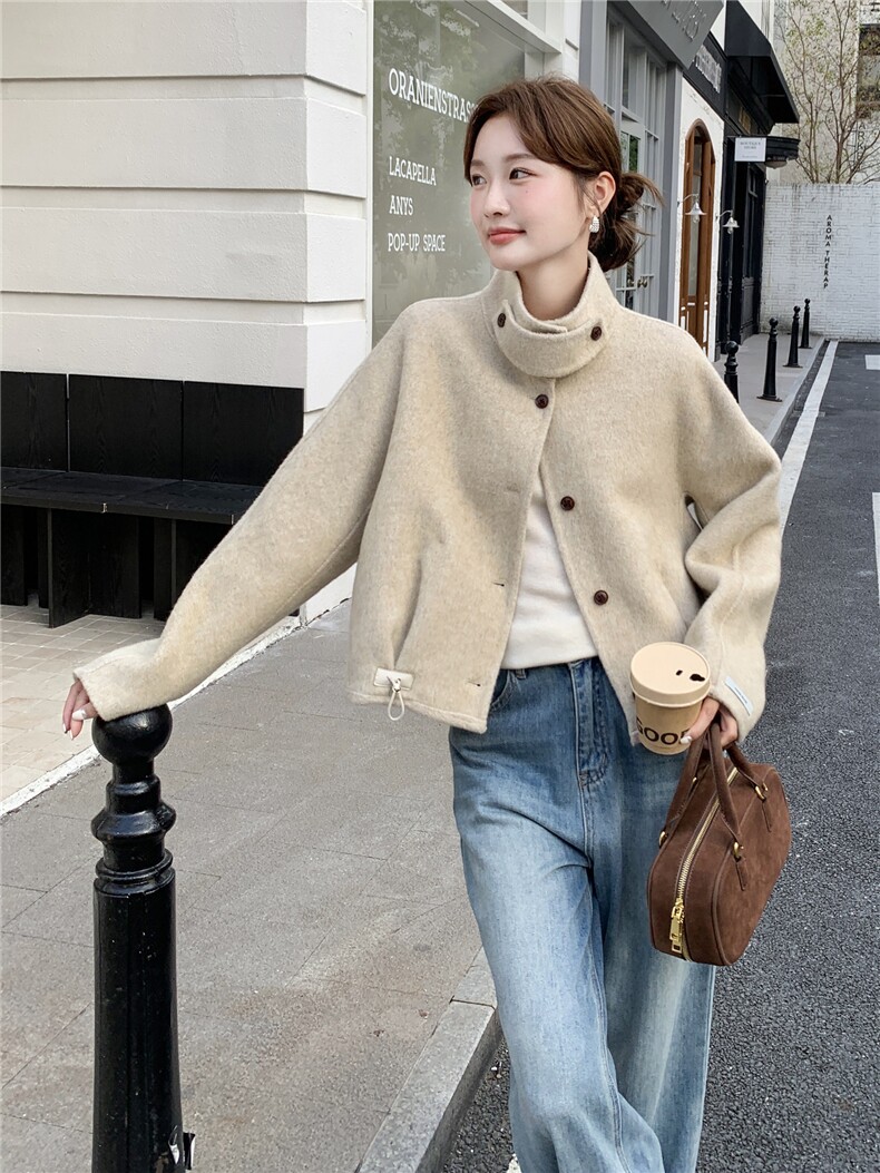 洋气时髦短款毛呢外套女2025秋冬季新款韩版显瘦气质双面羊毛上衣,女装双面呢大衣,蝶眷