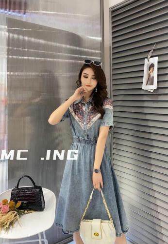 夏季新款流苏设计牛仔连衣裙，女装连衣裙，泡泡糖