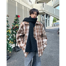 浅棕色
