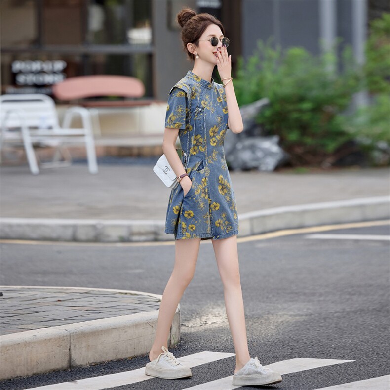 2025夏季新款时尚超好看高级感新中式国风盘扣印花牛仔短裤套装女,女装套装/套裙,依路服饰