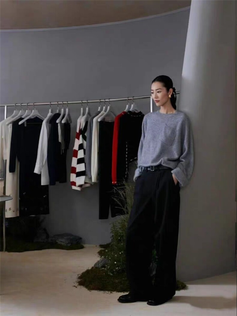 2025秋冬百搭时尚简约斜兜同款舒适百搭上衣,女装羊毛衫,千御纺羊绒