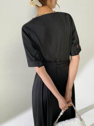 现货夏装缎面显瘦连衣裙，女装连衣裙，M&VC