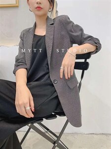 秋款西服图片