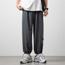 深灰色