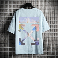 浅蓝色