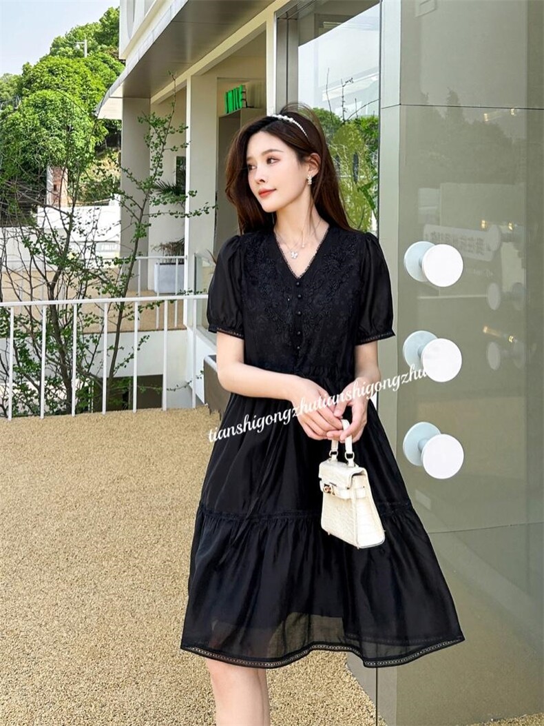 重工刺绣订珠系列连衣裙爆热卖中，女装连衣裙，天使公主