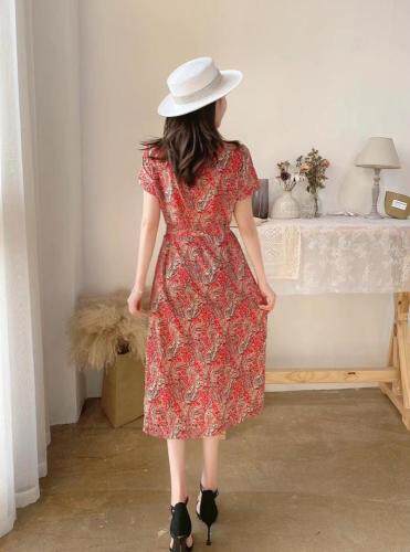 【现货】夏季新款时尚宽松系腰显瘦印花连衣裙，女装连衣裙，名怡