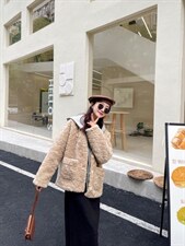 可拆卸卫衣帽皮毛一体。，女装卫衣/绒衫，欧妮卡蒂蔓