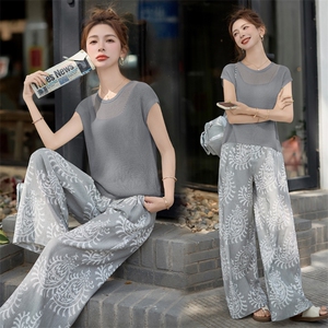 时尚松弛感背心套装女2025夏季新款无袖针织T恤印花阔腿裤两件套图片