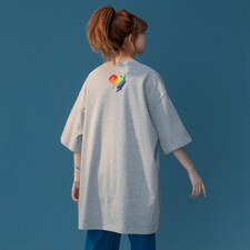 灰色