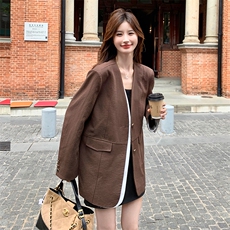 美拉德咖色轻薄设计感chic西装外套女早春秋韩系超好看酷飒风西服，女装西装，2C317A