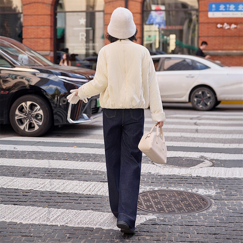 水衣源8815款冬季圆领短款宽松加棉丝绒棉服女纯色时尚外套,女装棉衣/棉服,水衣源