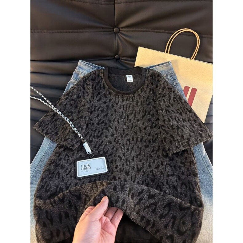 夏季新款时尚轻奢豹纹圆领短袖t恤男士韩版潮流痞帅百搭半袖上衣，男装T恤，星座601-1