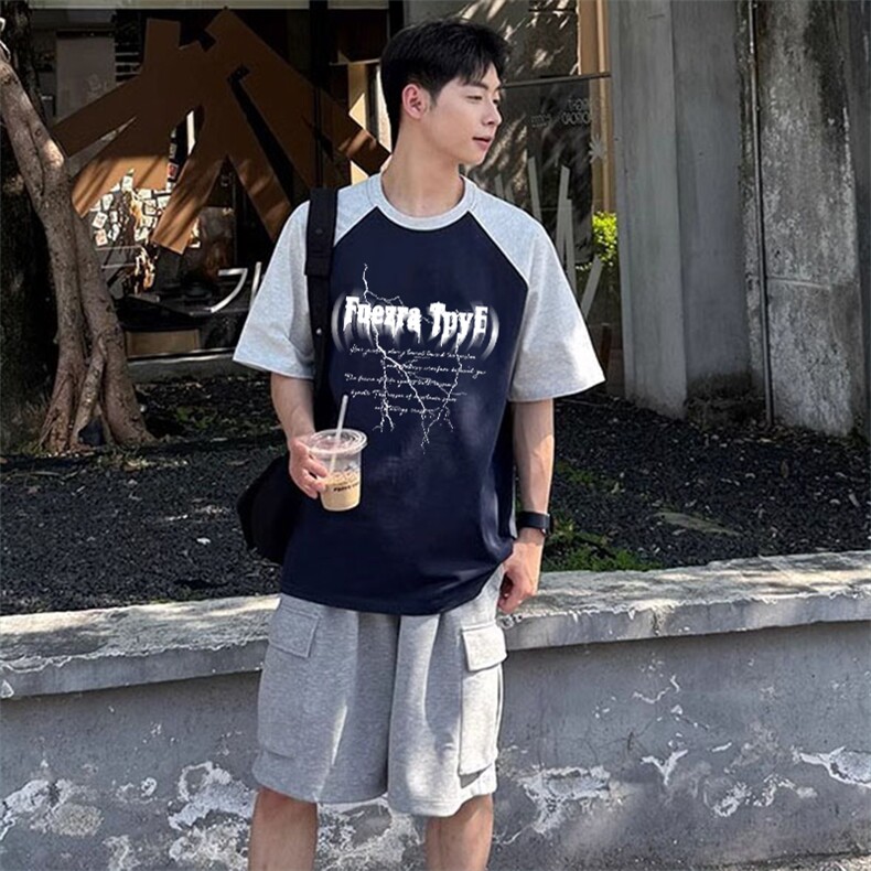 抖音得物高品质二开240克宽松纯棉美式潮牌插肩袖拼接短袖T恤,男装T恤,电商A486