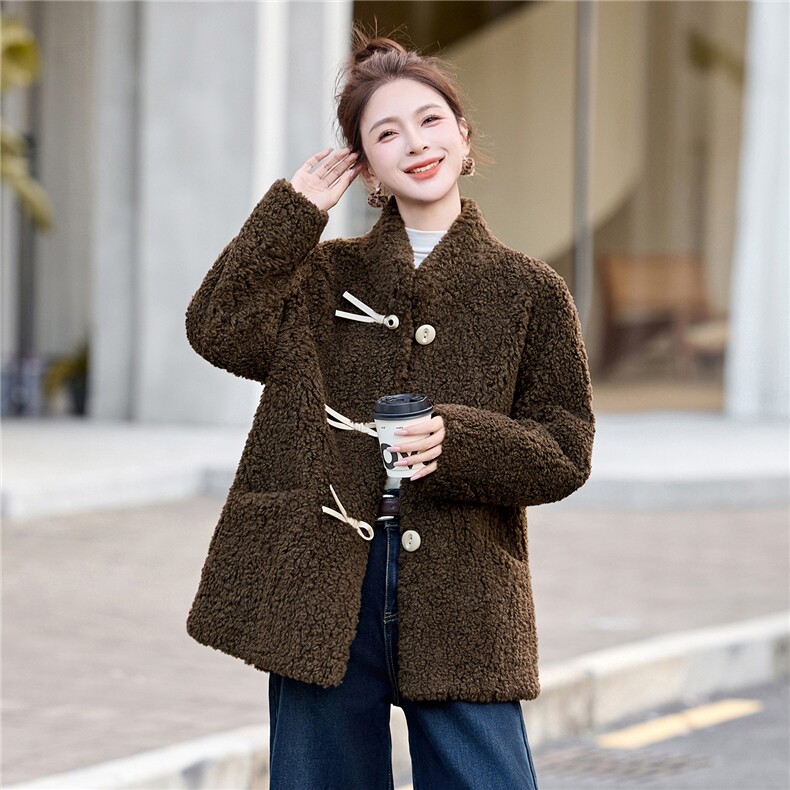 2025冬装新款2C256-189-P265-K365,女装皮衣,2C256