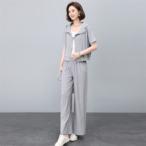 时尚休闲运动套装女2025夏季新款中年妈妈洋气减龄连帽卫衣两件套图片