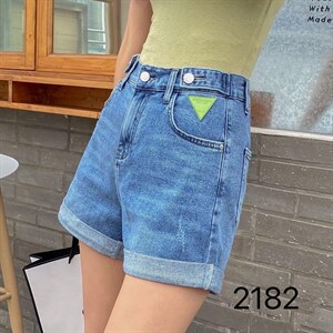 夏季休闲短裤图片