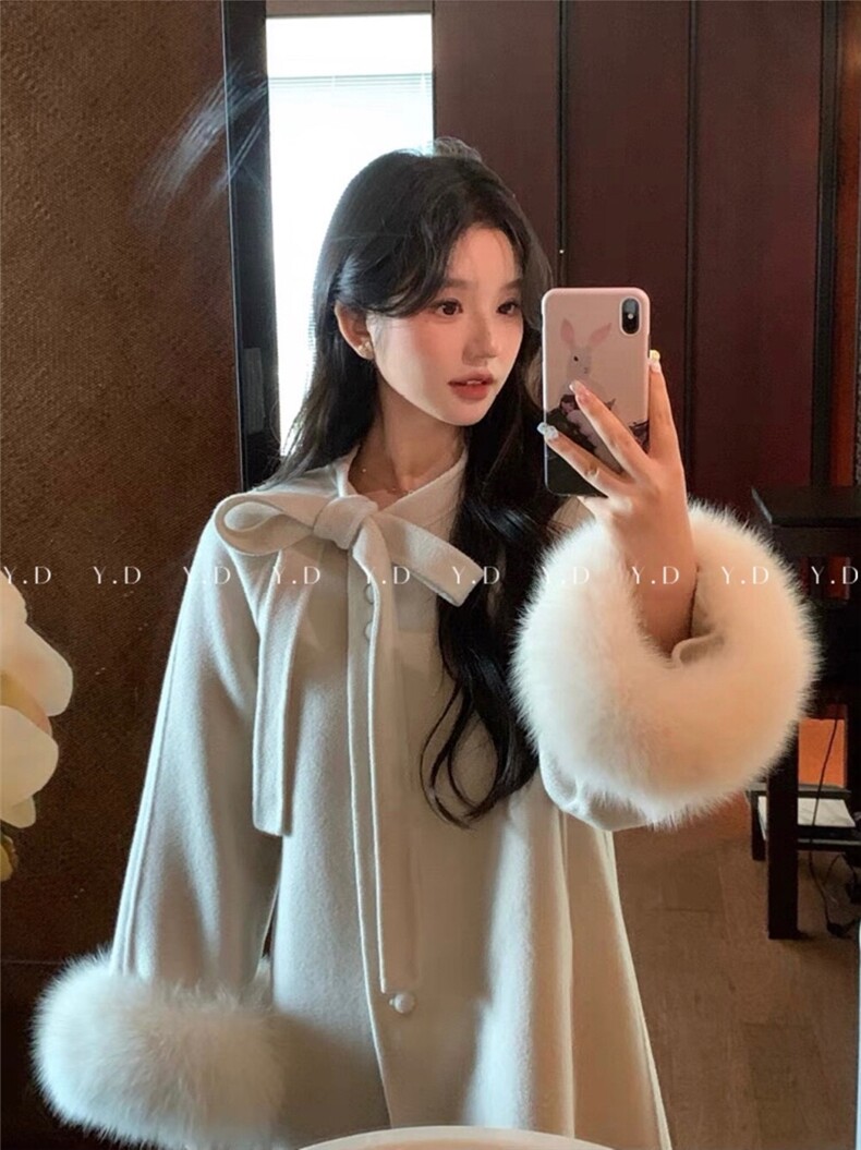 【依嘟】高级感红色狐狸毛蝴蝶结2025秋冬女羊毛外套(配可拆,女装双面呢大衣,依嘟服饰
