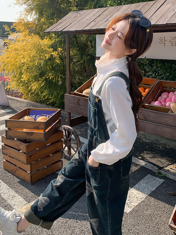 超好看蝴蝶结印花牛仔背带裤2025春季新款休闲减龄显瘦穿搭一整套,女装套装/套裙,含赞