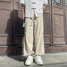 卡其色