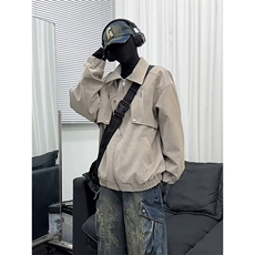 灰色