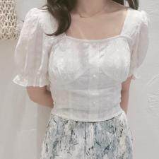 清新纹理小衫衬衫打底衫女上衣，女装衬衫，YI MAN