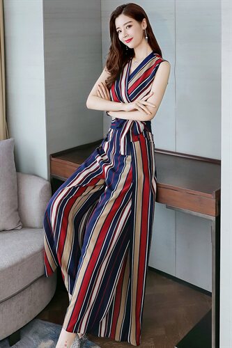 2024年夏季气质时尚气质收腰高腰潮流九分裤条纹阔腿裤套装,女装套装/套裙,天丝秀