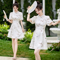优雅复古宫廷风连衣裙修身显瘦气质女神必备支持退换货，女装连衣裙，灵力轩