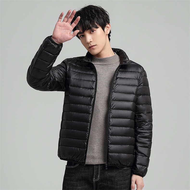 常年大货男青年90绒立领轻薄羽绒服外套秋冬休闲羽绒轻便外套，男装羽绒服，钱塘723