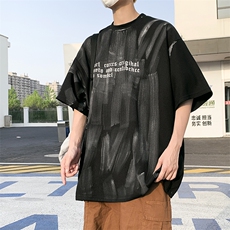 黑色