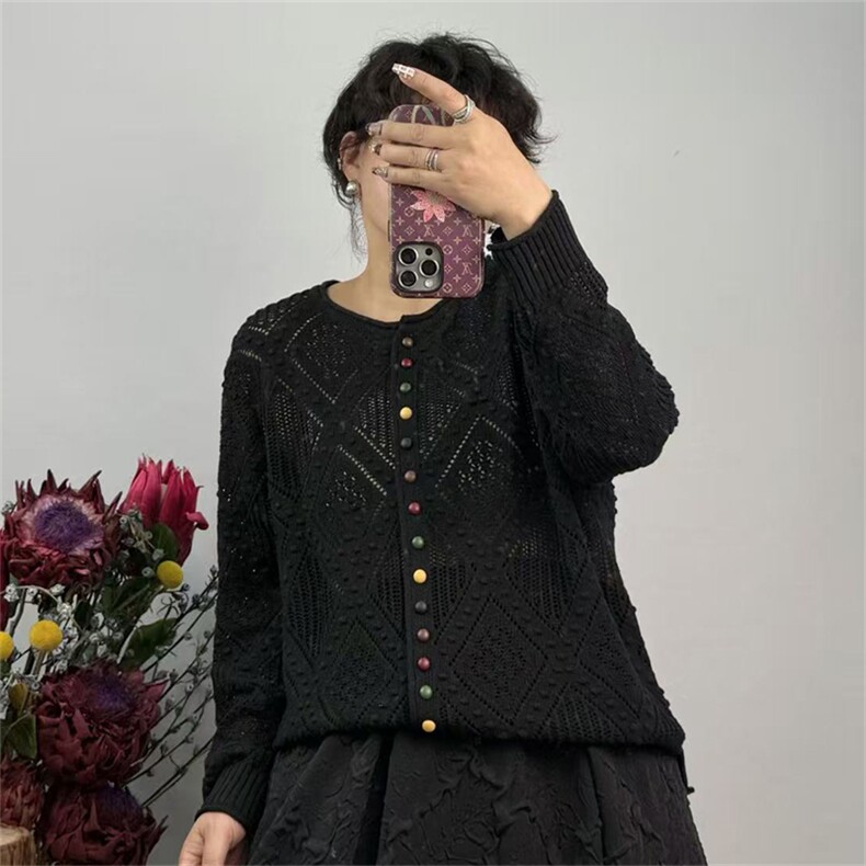 2025年秋季新款彩扣菱形针织女士开衫时尚休闲通勤百搭,针织衫/毛衣,秋虹羊绒