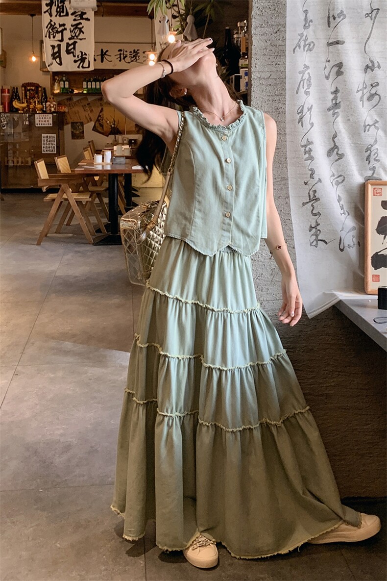 韩范套裙女2024年夏新款女装时尚气质木耳边无袖上衣半身裙两件套,女装套装/套裙,冬木谷雨