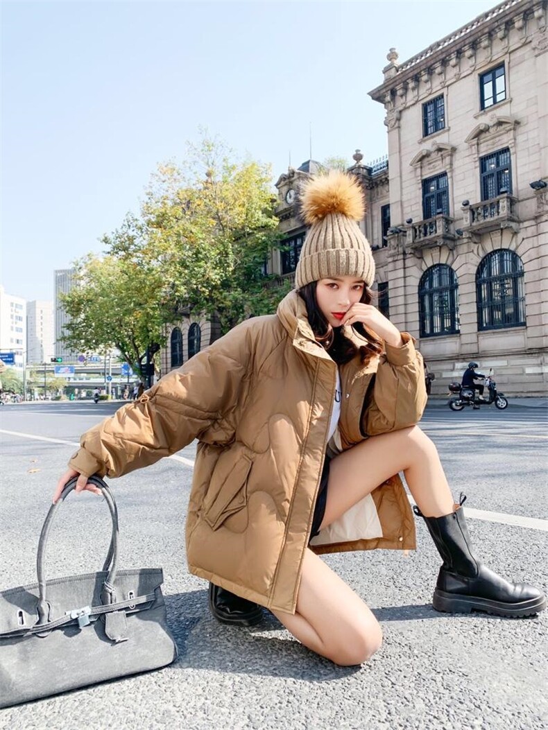 羽绒服，女装羽绒服，依洛菲