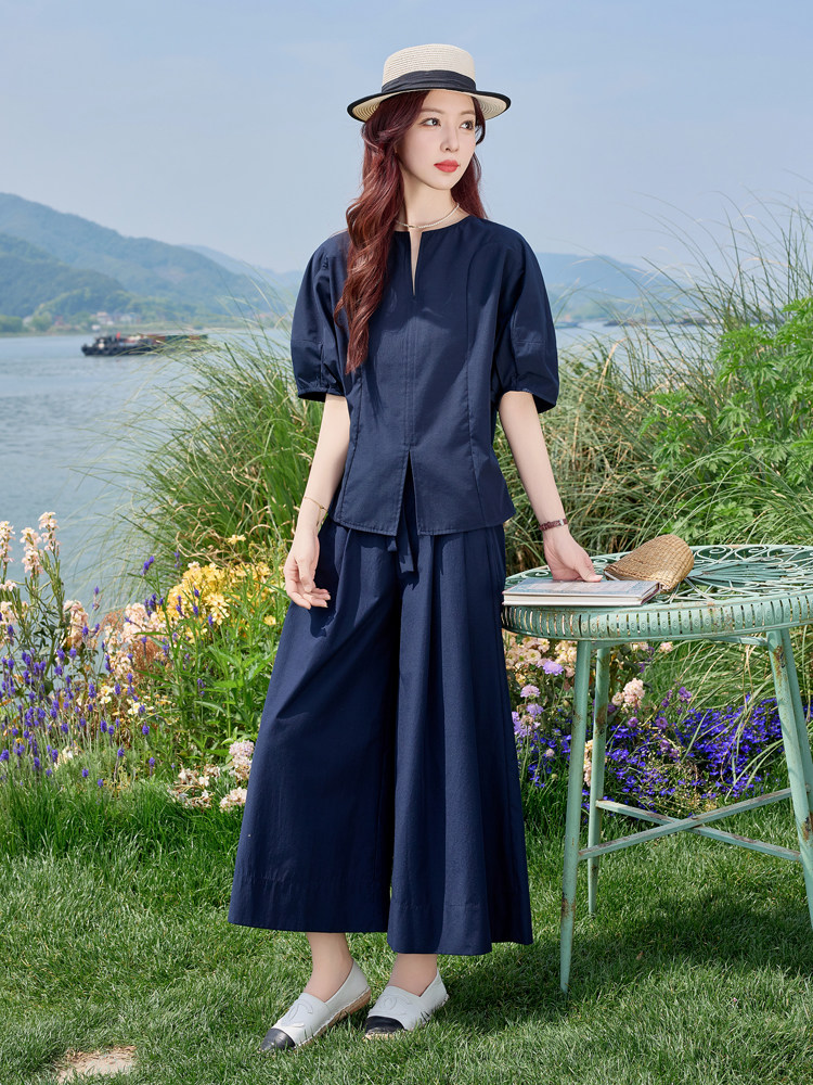 欧货简约高级感时尚套装2026夏新款女流行减龄修身显瘦九分阔腿裤,女装套装/套裙,水衣源