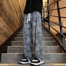 灰色