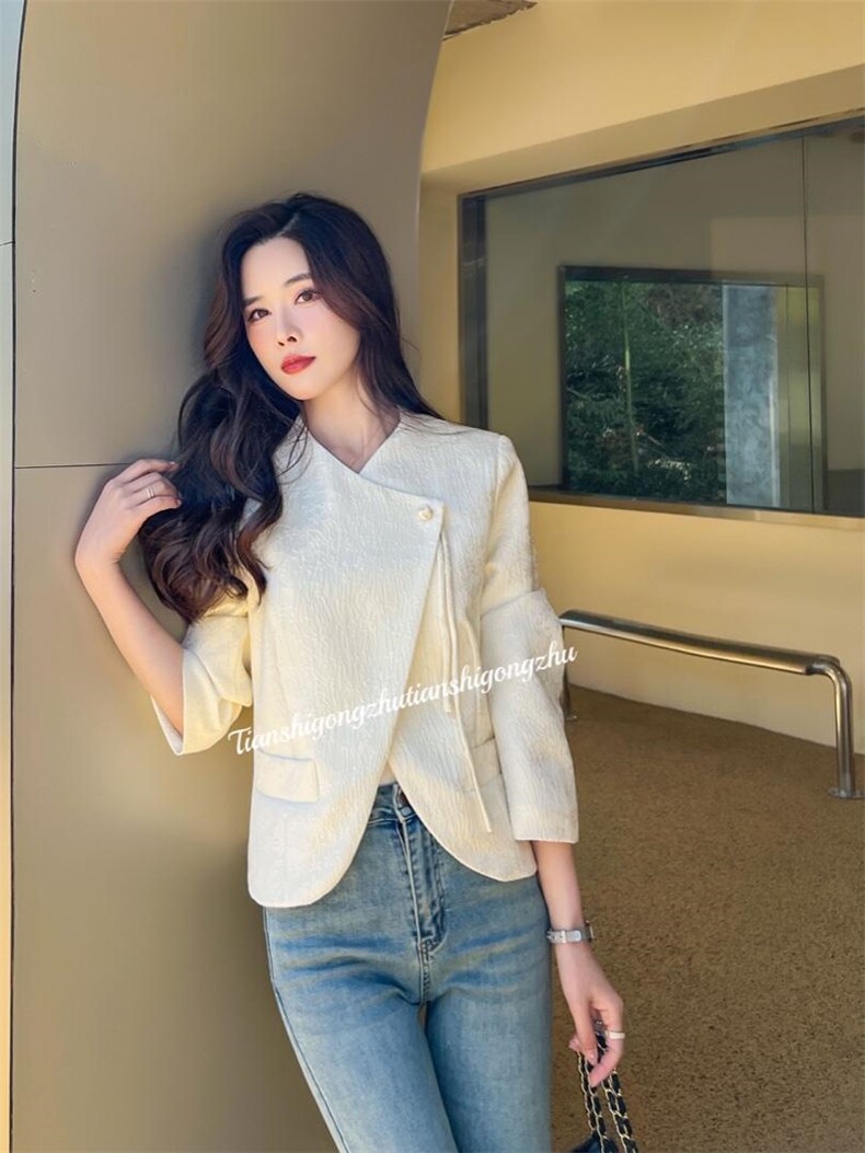 提花刺绣材质风盘扣外套爆，其它，天使公主