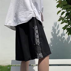 白色