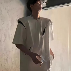 白色