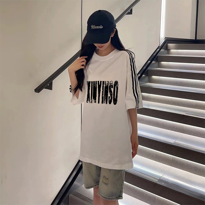抖音得物高品质二开240克宽松纯棉美式潮牌三条杠织带短袖T恤,男装T恤,电商A486-1